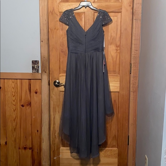 Dress - Picture 3 of 4